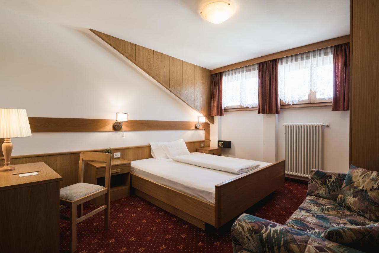 אראבה Laguscei Dolomites Mountain Hotel מראה חיצוני תמונה